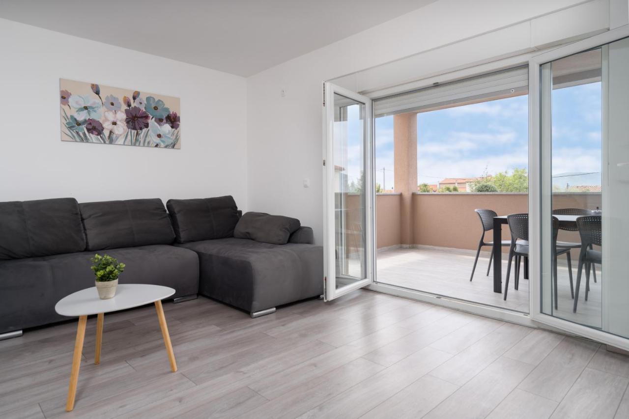 Apartmani Villa Ruby Linardici Exterior photo